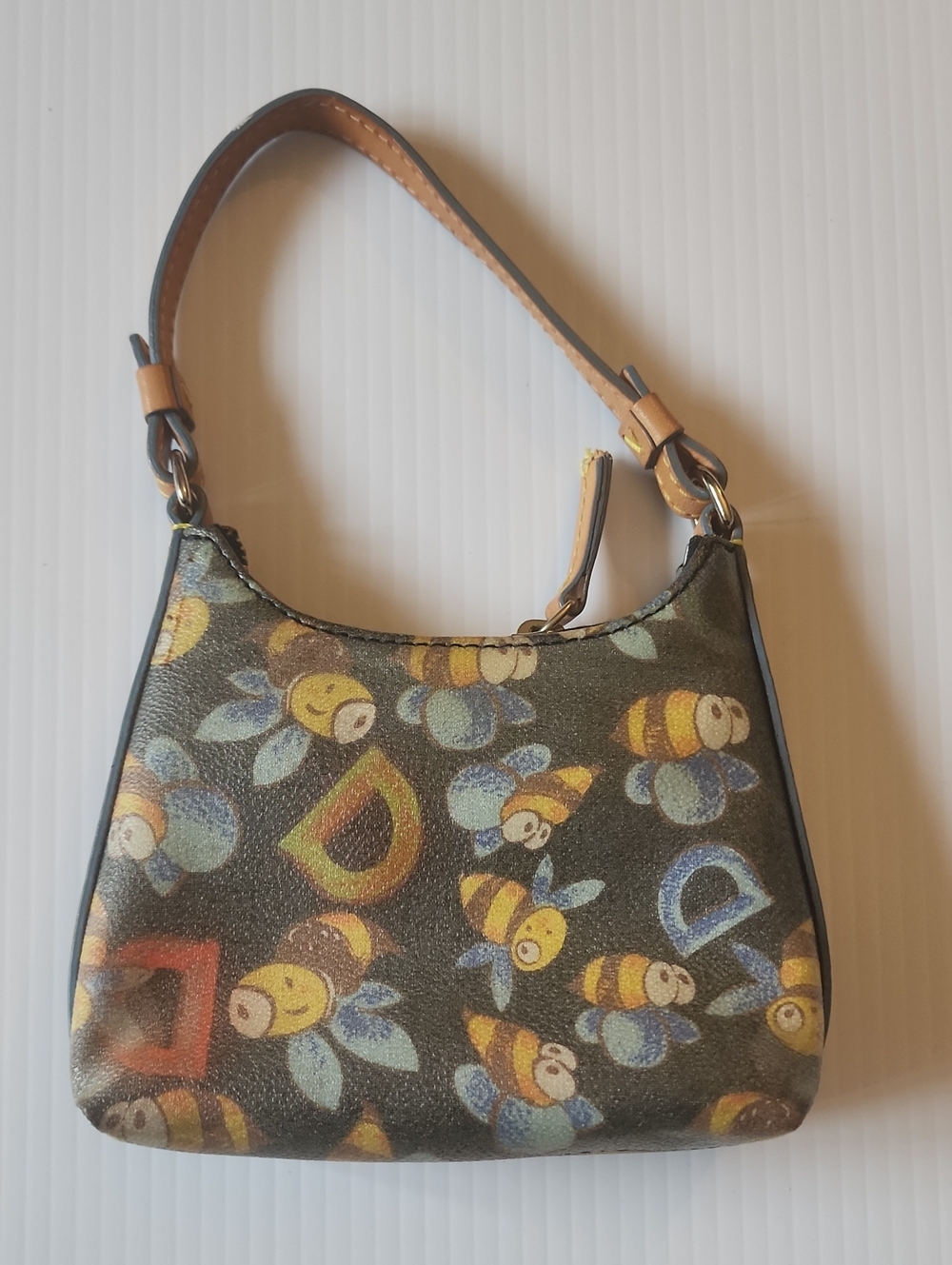 Dooney & Bourke Vintage Bumble Bee "D" Mini Hobo Bag. 2006 - Picture 3 of 13